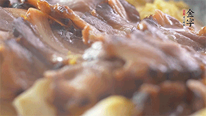 大火蒸至15分鐘即可。