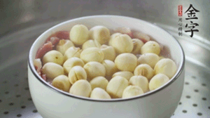 上鍋大火蒸1小時(shí)。